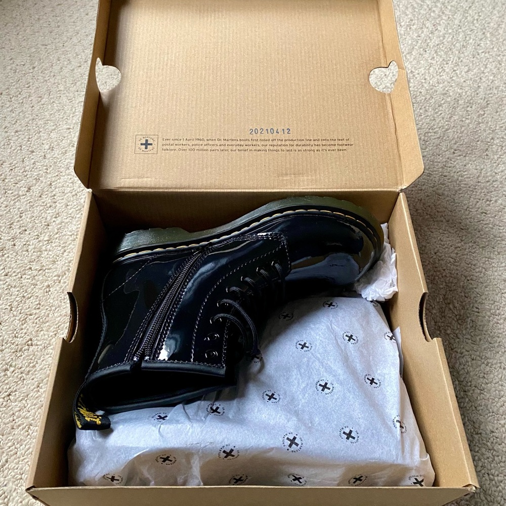 Dr. Martens Patent Leather Lace-Up Boots - Picture 3 of 5